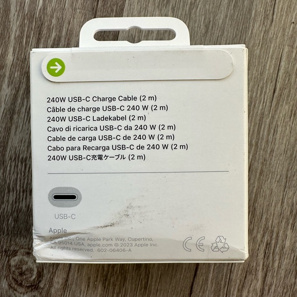 Apple USB-C Charge Cable 240 W 2M Length - Picture 6 of 9
